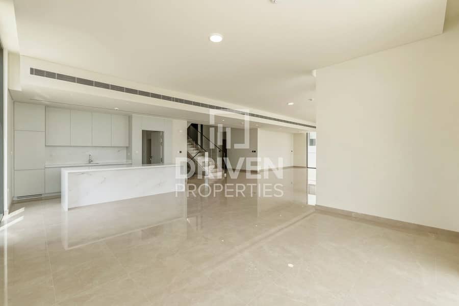 Sophisticated Villa | Prestigious | Elegant Living Sophisticated Villa | Prestigious | Elegant Living