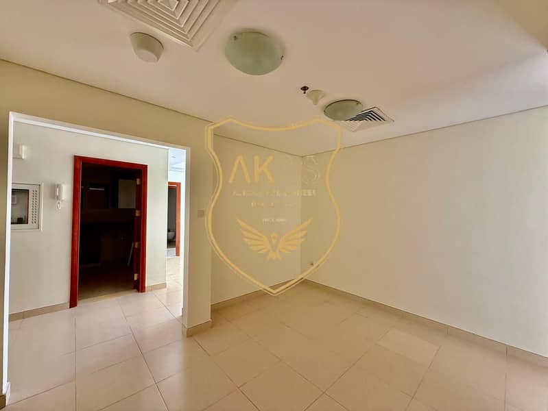 23 7a9db0cf-8fe6-4bb9-bdb0-d22df709bc7e. jpg