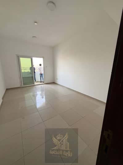 2 Bedroom Flat for Rent in Al Wahda Street, Sharjah - WhatsApp Image 2026-06-10 at 3.56. 33 PM. jpeg 2 Bedroom Flat for Rent in Al Wahda Street, Sharjah - WhatsApp Image 2026-06-10 at 3.56. 33 PM. jpeg