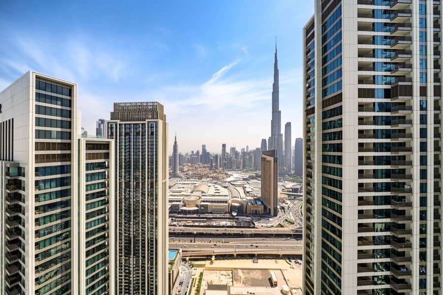 50 Downtown Views ll_T2_5108(Web)-1. jpg
