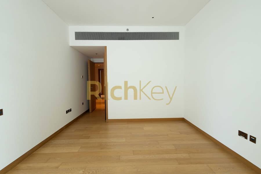 14 ROY_3173. jpg