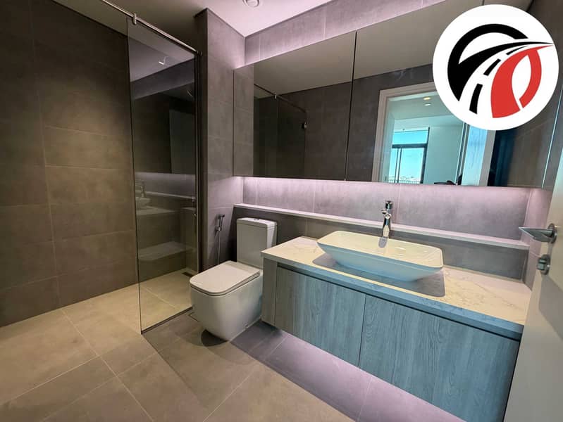 Spacious 2 BHK Apartment with Open Views & Balcony - Image 9