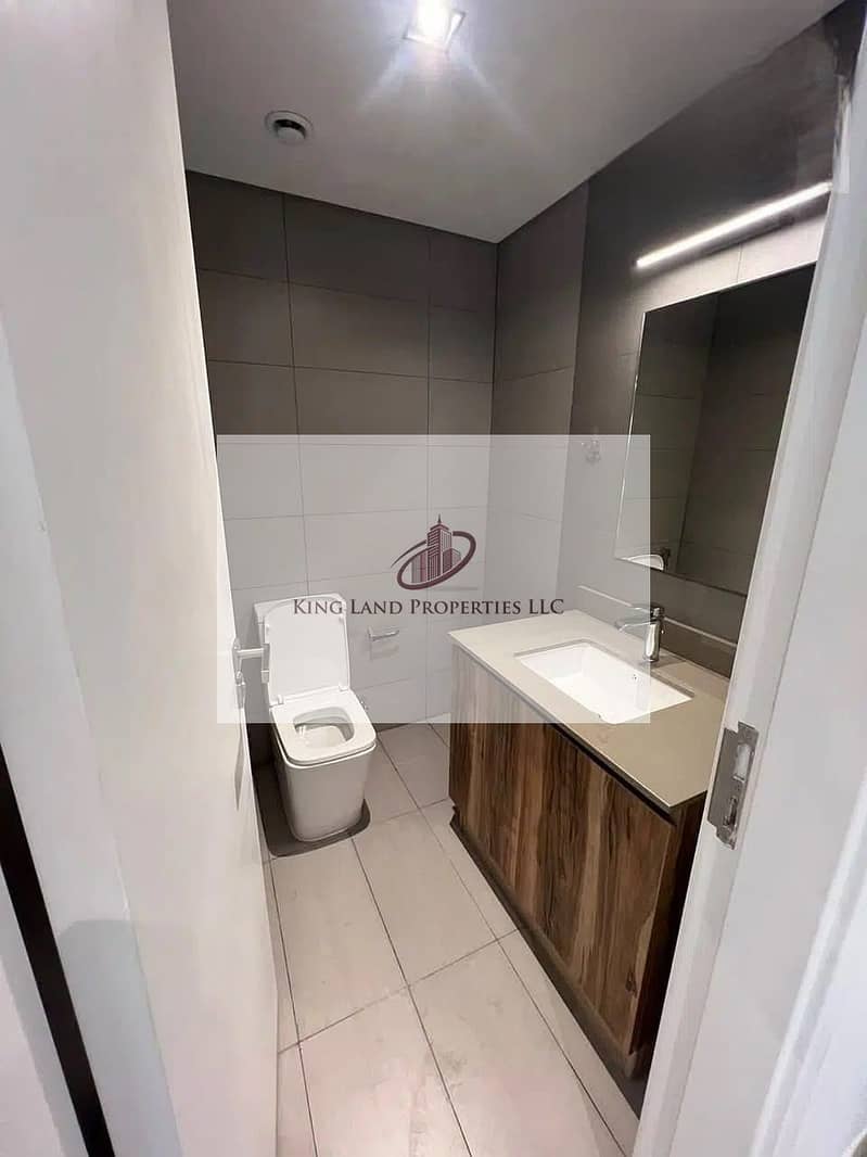 19 1000113665. jpg