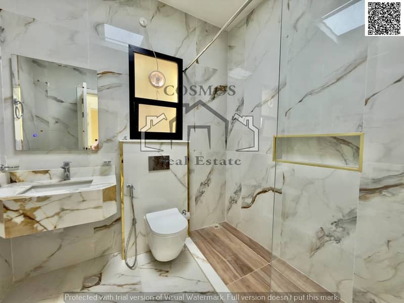 12 photo_5859382118683709620_y. jpg