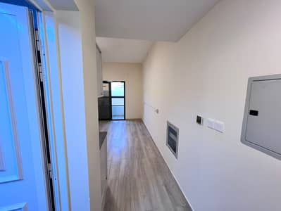 Studio for Rent in Al Jurf, Ajman - WhatsApp Image 2026-06-10 at 6.51. 13 PM. jpeg Studio for Rent in Al Jurf, Ajman - WhatsApp Image 2026-06-10 at 6.51. 13 PM. jpeg