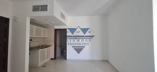 Studio for Rent in Al Qasimia, Sharjah - IMG-20260610-WA0107. jpg Studio for Rent in Al Qasimia, Sharjah - IMG-20260610-WA0107. jpg