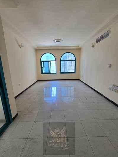 2 Bedroom Apartment for Rent in Al Majaz, Sharjah - WhatsApp Image 2026-06-08 at 1.29. 53 PM. jpeg 2 Bedroom Apartment for Rent in Al Majaz, Sharjah - WhatsApp Image 2026-06-08 at 1.29. 53 PM. jpeg