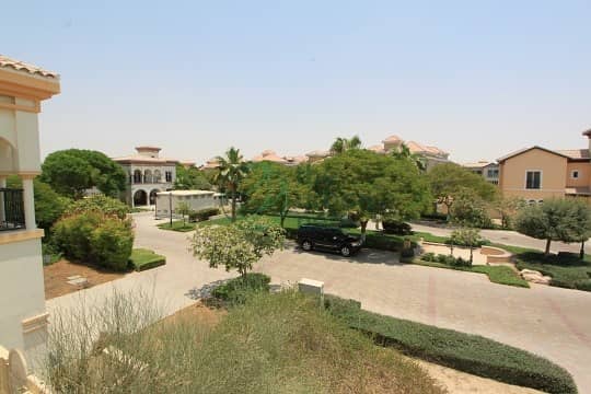 Top located 5 Bed Villa with Elevator and Pool