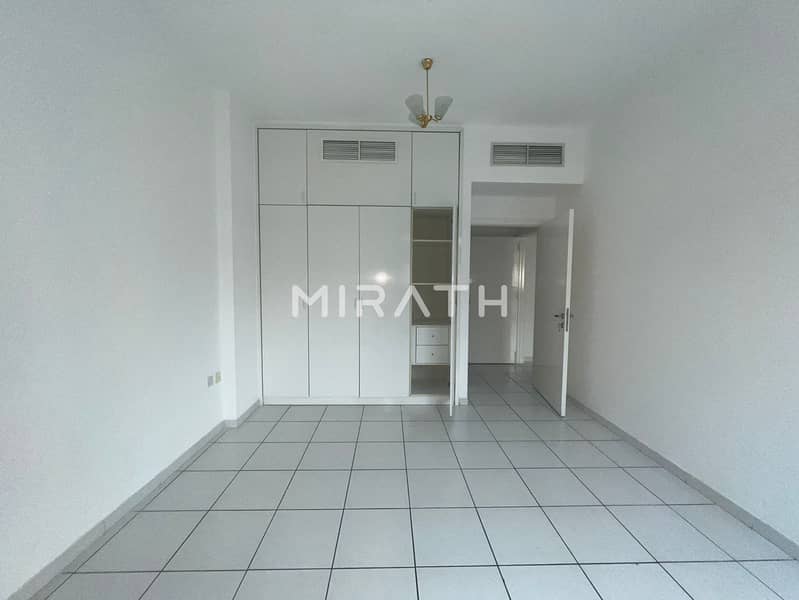 2 BEDROOM APARTMENT || FAMILY BUILDING || WITH PARKING || HUGE BALCONY 2 BEDROOM APARTMENT || FAMILY BUILDING || WITH PARKING || HUGE BALCONY