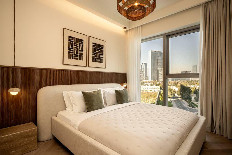 35 Downtown Views II_T2_302(Web)-34. jpg