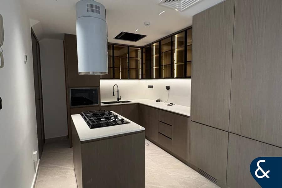 Villa | Brand new | 4 bedrooms plus maid - Image 6