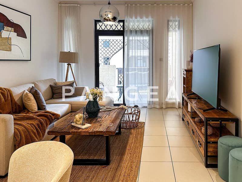 Newly Renovated I Flexible Cheques | Furnished Newly Renovated I Flexible Cheques | Furnished