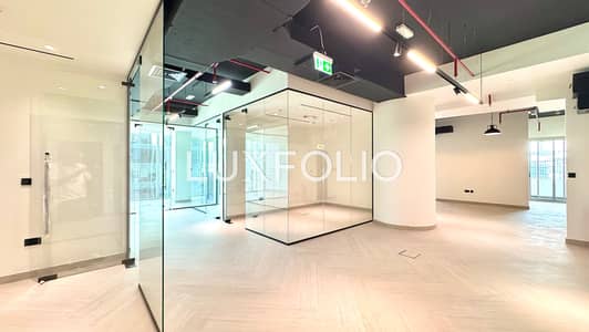 Office for Rent in Business Bay, Dubai - Premium Corner Office | Balcony | Next to Metro