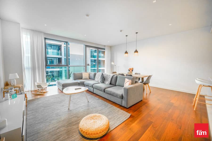 Stylish 2BR | Pool View Balcony | Mins To Downtown Stylish 2BR | Pool View Balcony | Mins To Downtown