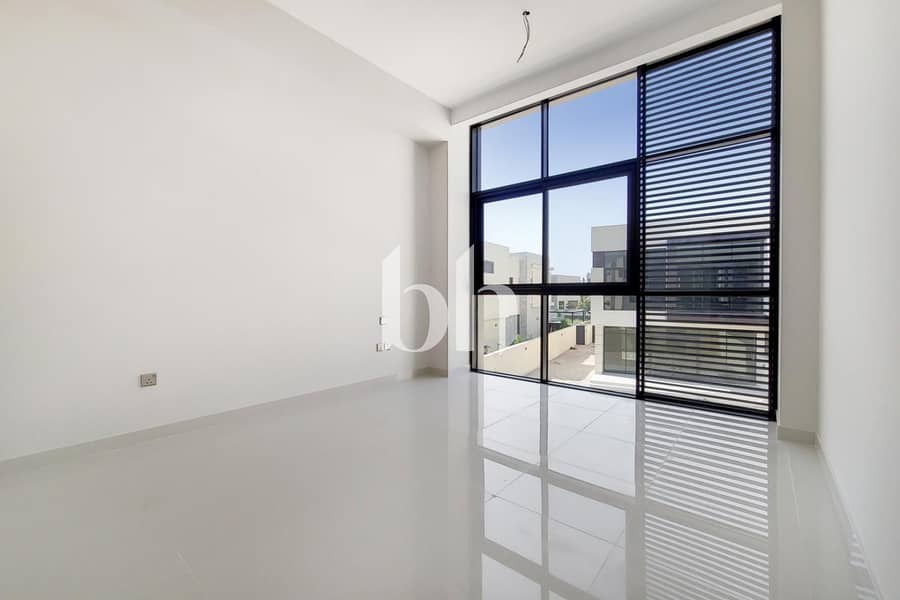 13 images image img