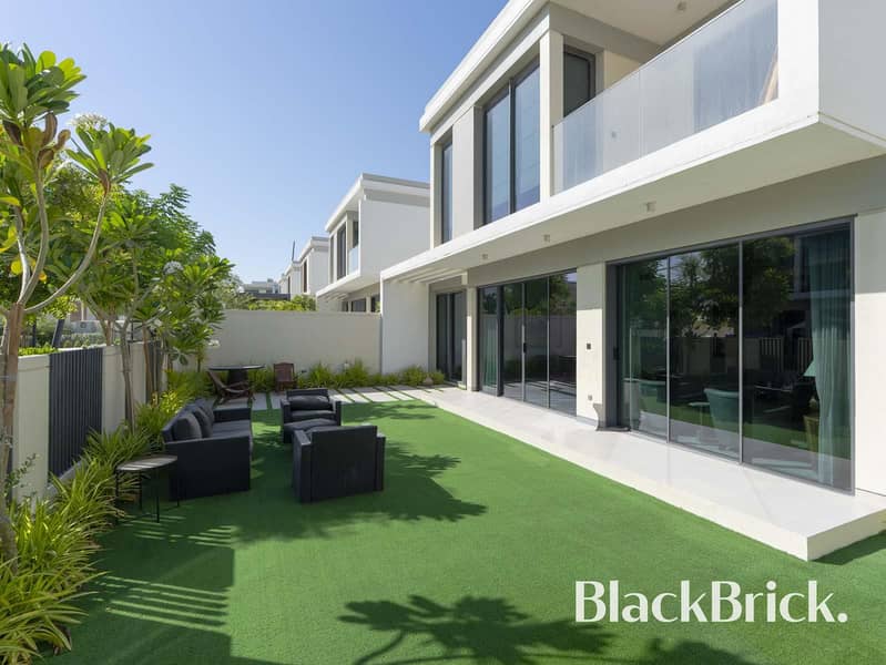 4BR+Garden Suite | Private Internal Location 4BR+Garden Suite | Private Internal Location