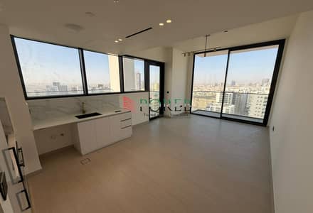 2 Bedroom Apartment for Sale in Jumeirah Village Circle (JVC), Dubai - Private pool | High floor | Vacant