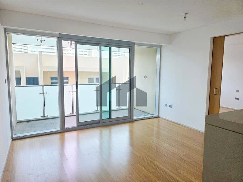 Stunning 1BR | Cozy Sea View | Spacious area Stunning 1BR | Cozy Sea View | Spacious area