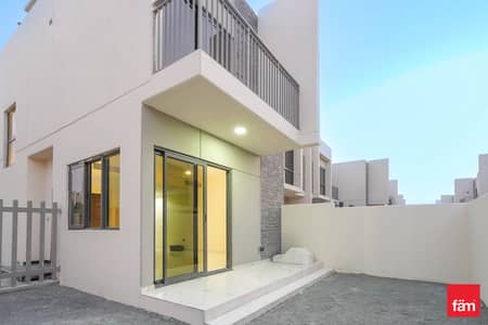 3 Bedroom Townhouse for Rent in DAMAC Hills 2 (Akoya by DAMAC), Dubai - 3+Maids | Corner | Vacant | Back To Back 3 Bedroom Townhouse for Rent in DAMAC Hills 2 (Akoya by DAMAC), Dubai - 3+Maids | Corner | Vacant | Back To Back