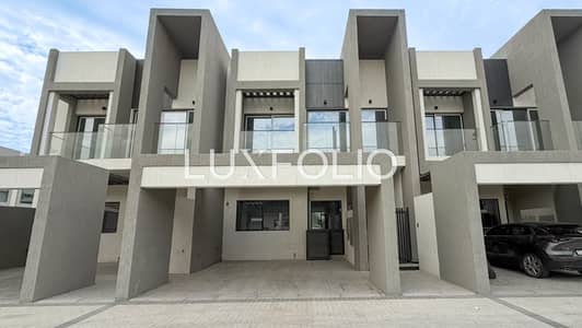 4 habitaciones Townhouse para en Alquiler en Al Furjan, Dubai - Casa adosada en Al Furjan，Al Furjan West，Murooj Al Furjan West, 4 dormitorios, 229999 AED - 15451215