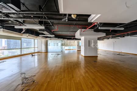 Office de  à à louer à Business Bay, Dubai - Bureau à Business Bay，Blue Bay Tower, 653600 AED - 15451293