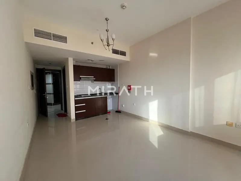 WELL MAINTAINED I FAMILY BUILDING | STUDIO APARTMENT