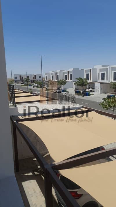 2 Bedroom Townhouse for Sale in Al Ghadeer, Abu Dhabi - 5181ead7-40eb-4b0c-9ba7-57fe10daf662. jpg 2 Bedroom Townhouse for Sale in Al Ghadeer, Abu Dhabi - 5181ead7-40eb-4b0c-9ba7-57fe10daf662. jpg