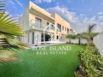 4 Schlafzimmer Villa zum zur Miete in Yas Island, Abu Dhabi - WhatsApp Image 2026-05-11 at 12.49. 04 PM (2). jpeg 4 Schlafzimmer Villa zum zur Miete in Yas Island, Abu Dhabi - WhatsApp Image 2026-05-11 at 12.49. 04 PM (2). jpeg