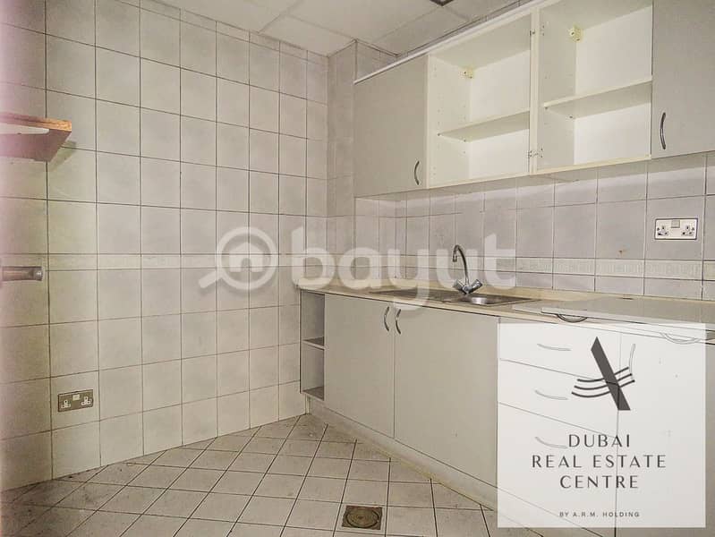 11 Office space direct from landlord including chiller - 1 Month rent free- No commission
