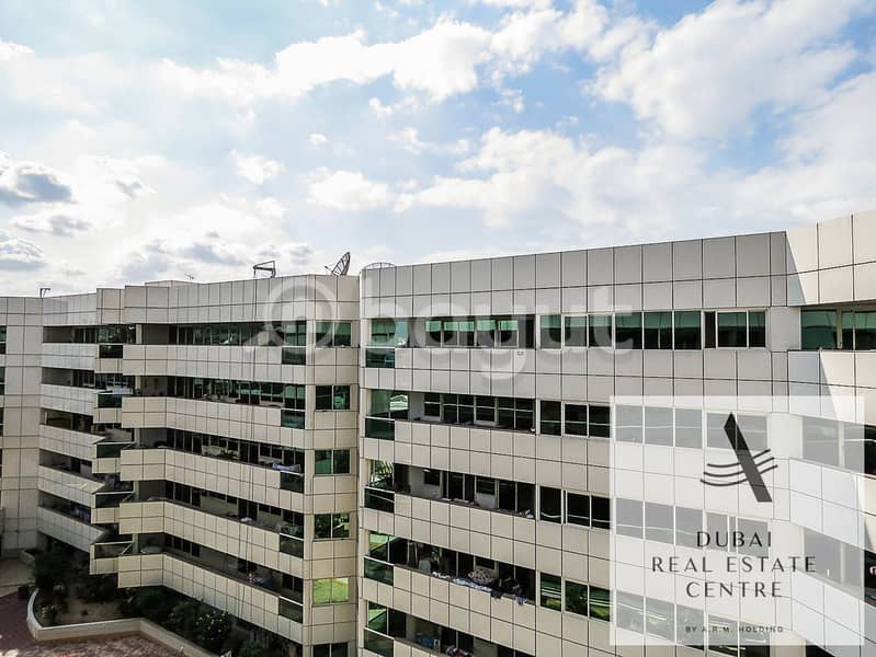 18 Office space direct from landlord including chiller - 1 Month rent free- No commission