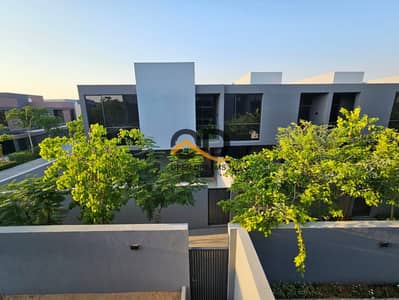 4 Bedroom Townhouse for Rent in Tilal City, Sharjah - 9860f76c-685b-4ae4-b83f-5eff8654c6fb. jpg 4 Bedroom Townhouse for Rent in Tilal City, Sharjah - 9860f76c-685b-4ae4-b83f-5eff8654c6fb. jpg
