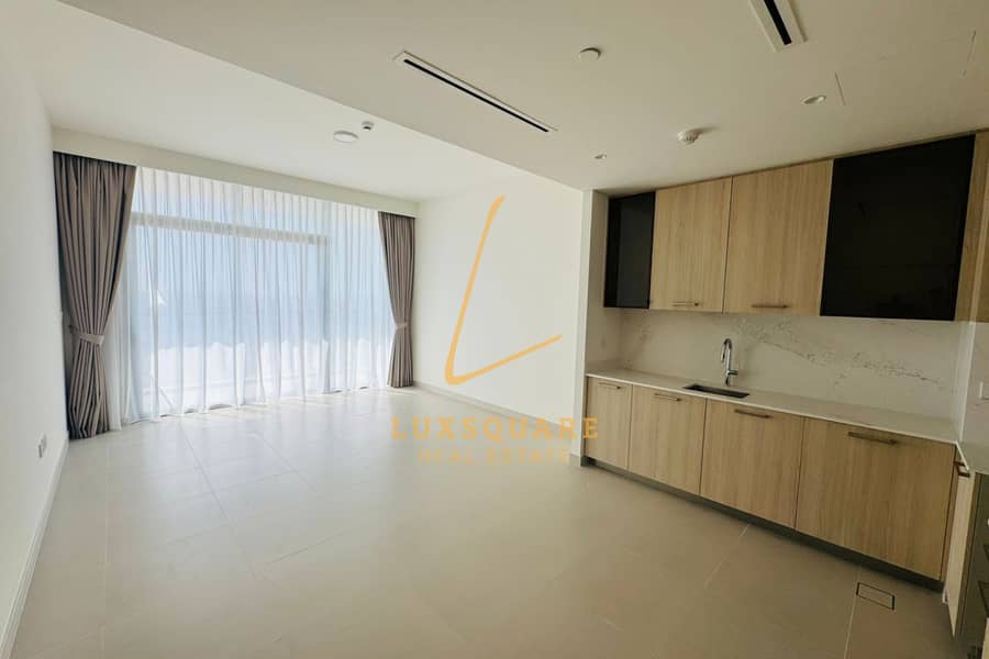 Ready To Move | Fully Furnished | Spacious Ready To Move | Fully Furnished | Spacious