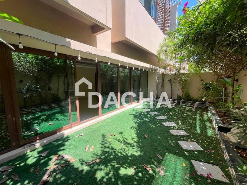 Landscaped Garden | Park Facing | Well Maintained Landscaped Garden | Park Facing | Well Maintained