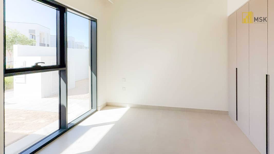 6 AR-R080-19. jpg