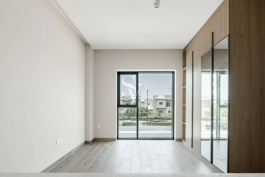 Vacant | Brand New | White Goods | Smart Home Vacant | Brand New | White Goods | Smart Home