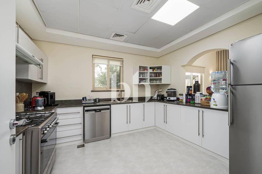 8 images image img