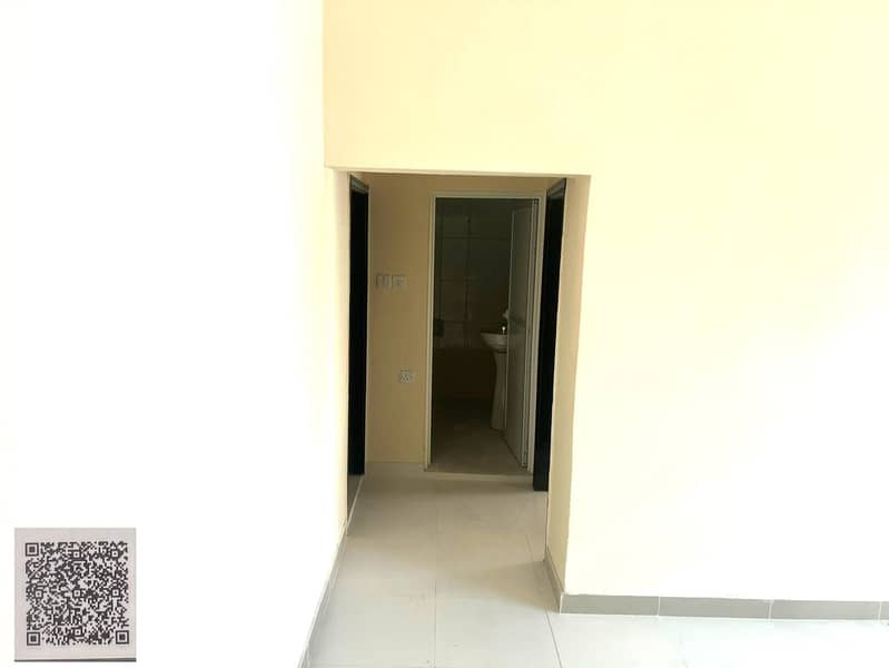2 0e23dd2b-b7ab-4412-803d-a5df30fb47ee. jpg