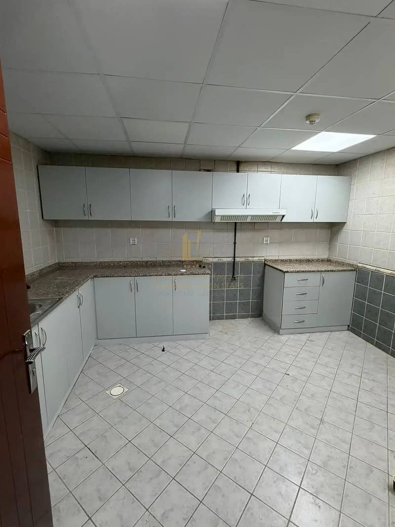 7 815898594-1066x800. webp