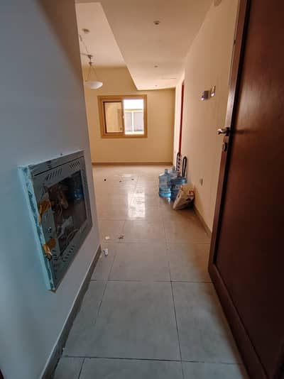1 Bedroom Apartment for Rent in Al Majaz, Sharjah - WhatsApp Image 2026-06-11 at 13.56. 15 (2). jpeg 1 Bedroom Apartment for Rent in Al Majaz, Sharjah - WhatsApp Image 2026-06-11 at 13.56. 15 (2). jpeg