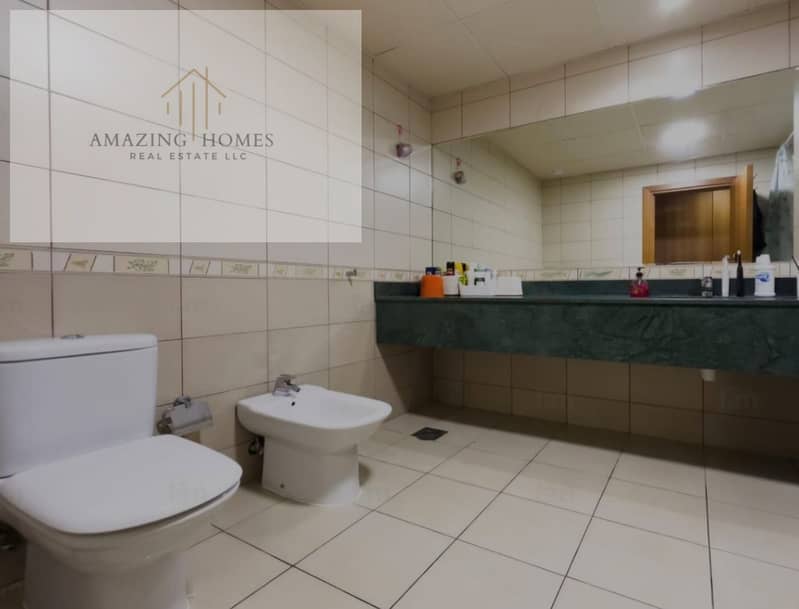 11 washroomm. jpg