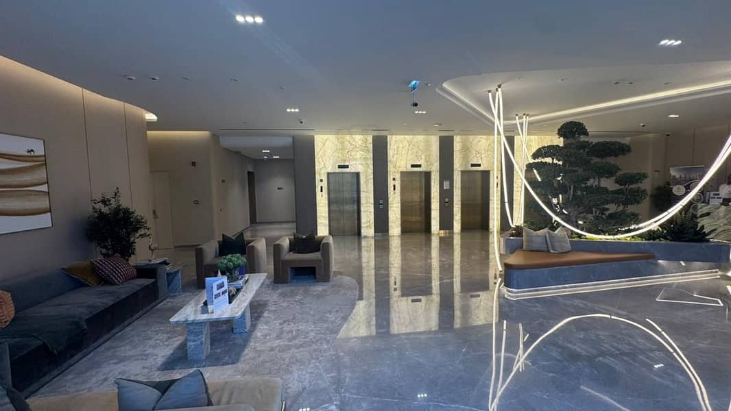 Furnished Apartment | Golf Course View | Modern Living - Image 7