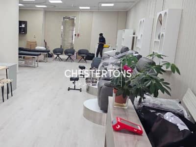 محل تجاري  للايجار في أبراج بحيرات الجميرا، دبي - محل تجاري في برج أيكون 2،مجمع L،أبراج بحيرات الجميرا 180000 درهم - 15454626
