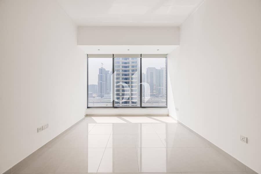 3 Image 0