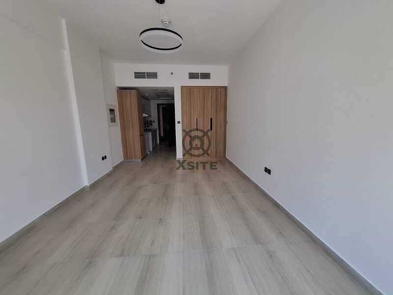 Cozy Studio |Ready to Move|Pool View - Image 3