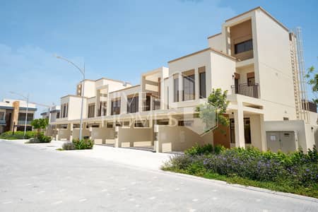 5 Bedroom Townhouse for Rent in DAMAC Lagoons, Dubai - Luxury Townhouse | Waterfront Living | Resort Lifestyle 5 Bedroom Townhouse for Rent in DAMAC Lagoons, Dubai - Luxury Townhouse | Waterfront Living | Resort Lifestyle