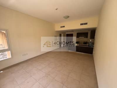 1 Camera Appartamento in Affitto a Remraam, Dubai - Image 2