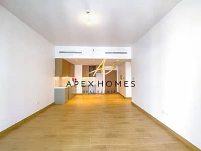 1 Bedroom Apartment for Rent in Jumeirah, Dubai - Seaside Living I Spacious I Vacant Now