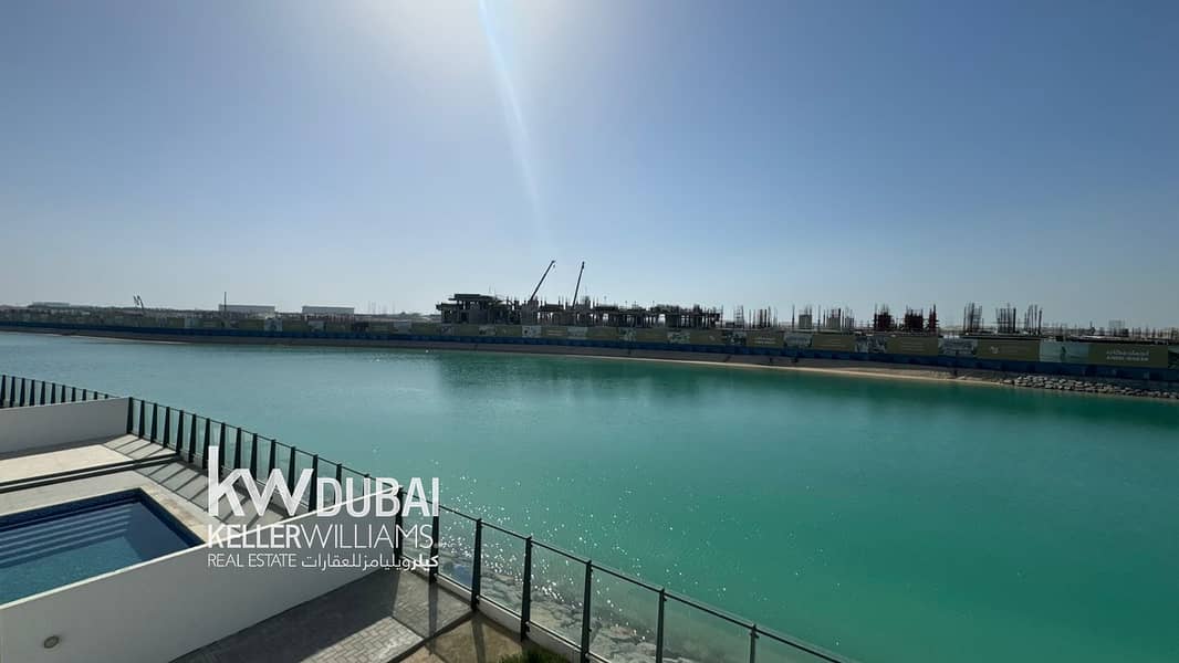 Ultra-Luxury | Waterfront Villa | Spacious Ultra-Luxury | Waterfront Villa | Spacious