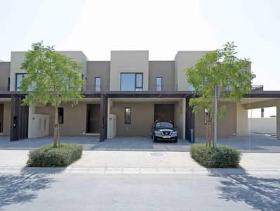 3 Bedroom Villa for Sale in Dubai South, Dubai - 3Bed+Maid | Close to Ammenities | Premiun Unit