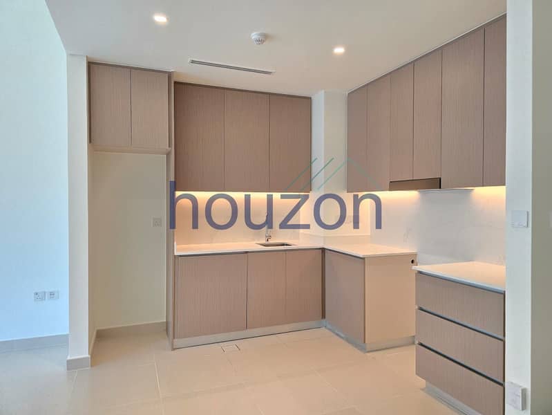Vacant 1BR | Prime Location | Great Investment Vacant 1BR | Prime Location | Great Investment